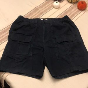 Croft & Barrow Men’s Navy Cargo Shorts 32” waist
